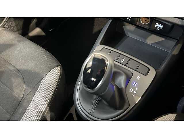 Hyundai I10 i10 5Dr HAT 1.0 MPi 63ps Advance NAV AU Phantom Black