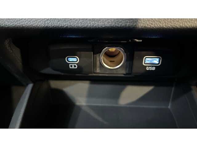 Hyundai I10 i10 5Dr HAT 1.0 MPi 63ps Advance NAV AU Phantom Black