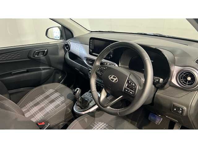 Hyundai I10 I10 1.2 [79] Premium 5dr Auto [Nav] Aurora Grey