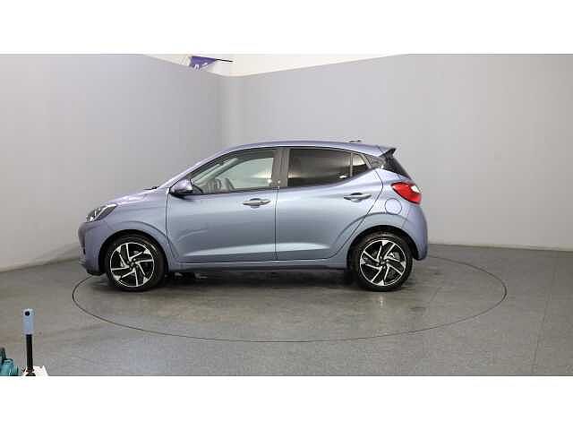 Hyundai i10 i10 5Dr HAT 1.2 MPi 79ps Premium NAV AU