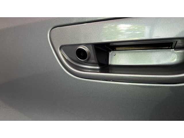 Hyundai i10 i10 5Dr HAT 1.2 MPi 79ps Premium NAV AU