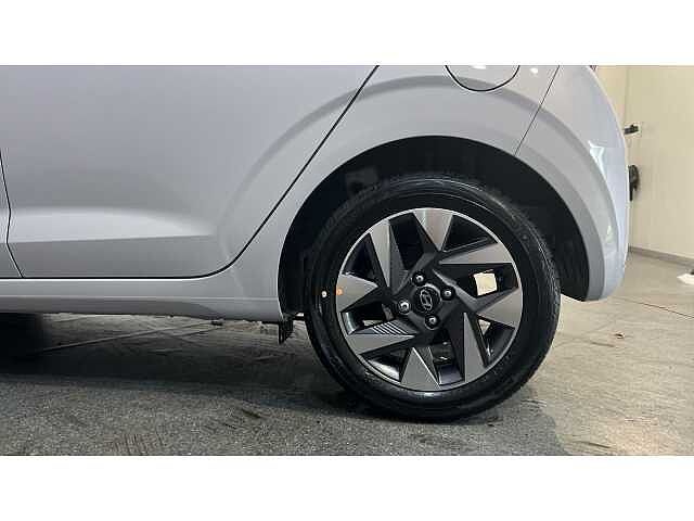 Hyundai I10 i10 5Dr HAT 1.0 MPi 63ps Advance NAV Lumen Gray