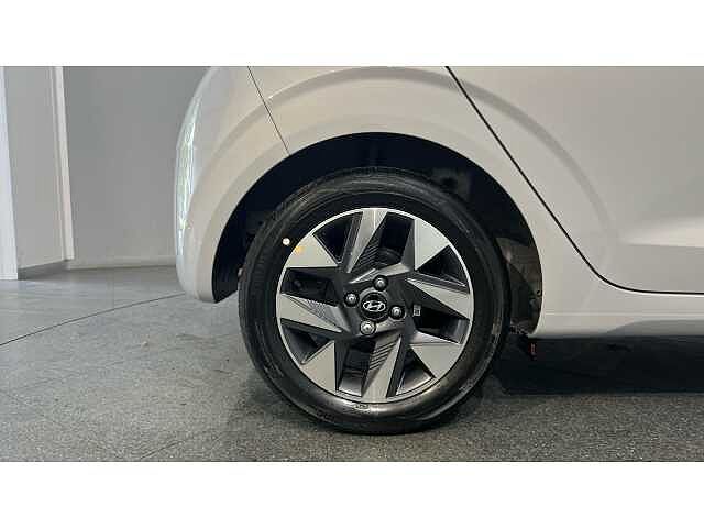 Hyundai I10 i10 5Dr HAT 1.0 MPi 63ps Advance NAV Lumen Gray