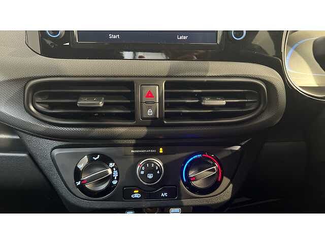 Hyundai I10 i10 5Dr HAT 1.0 MPi 63ps Advance NAV Lumen Gray
