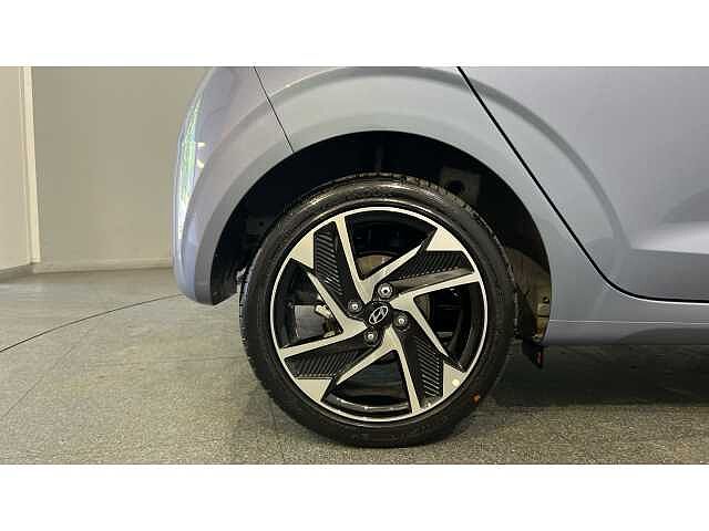 Hyundai i10 i10 5Dr HAT 1.2 MPi 79ps Premium NAV AU