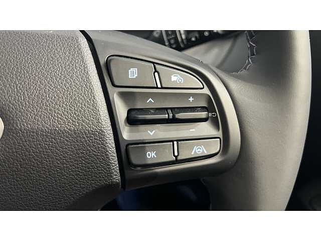 Hyundai i10 i10 5Dr HAT 1.2 MPi 79ps Premium NAV AU