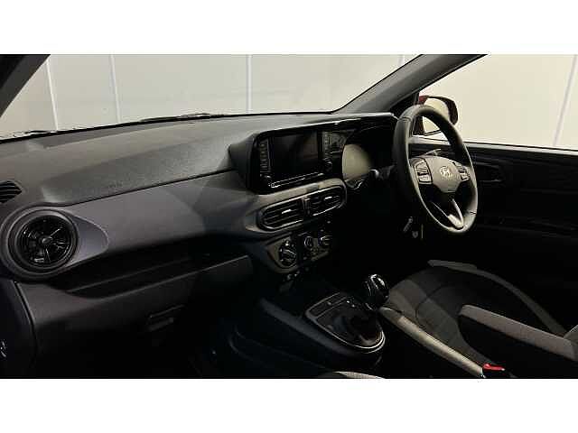 Hyundai i10 i10 5Dr HAT 1.0 MPi 63ps Advance NAV AU