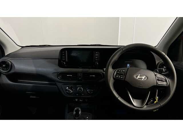 Hyundai i10 i10 5Dr HAT 1.0 MPi 63ps Advance NAV AU
