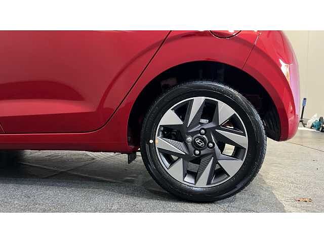 Hyundai i10 i10 5Dr HAT 1.0 MPi 63ps Advance NAV AU