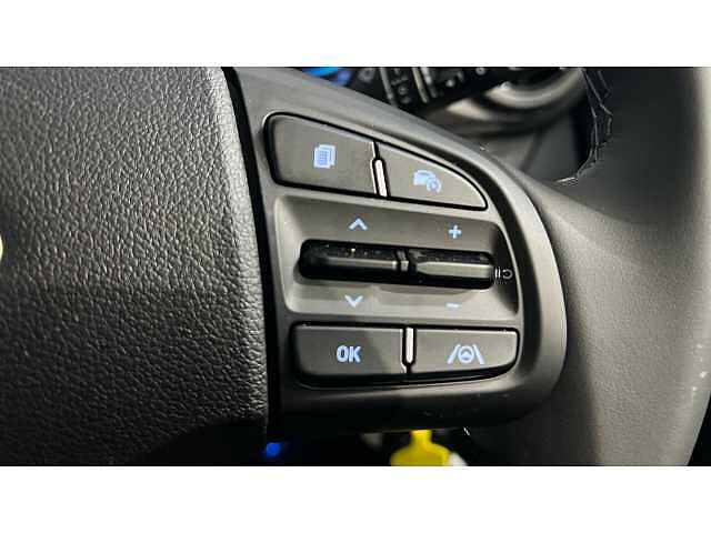 Hyundai i10 i10 5Dr HAT 1.0 MPi 63ps Advance NAV AU