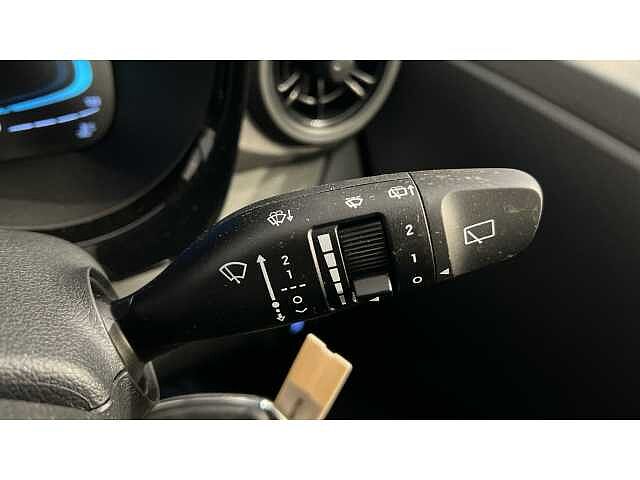 Hyundai i10 i10 5Dr HAT 1.0 MPi 63ps Advance NAV AU