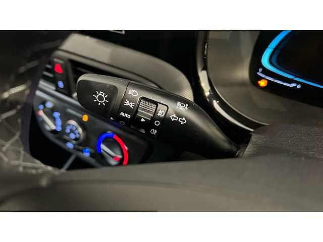Hyundai i10 i10 5Dr HAT 1.0 MPi 63ps Advance NAV AU