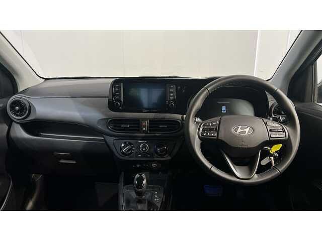 Hyundai i10 i10 5Dr HAT 1.0 MPi 63ps Advance NAV AU