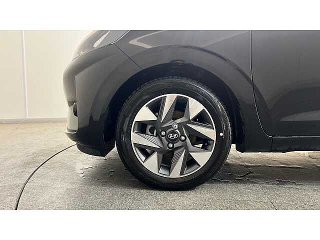 Hyundai i10 i10 5Dr HAT 1.0 MPi 63ps Advance NAV AU