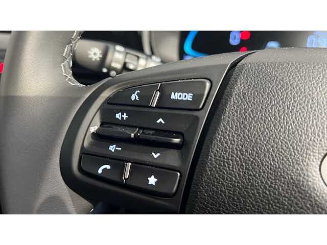 Hyundai i10 i10 5Dr HAT 1.0 MPi 63ps Advance NAV AU