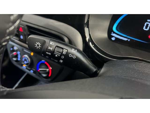 Hyundai i10 i10 5Dr HAT 1.0 MPi 63ps Advance NAV AU