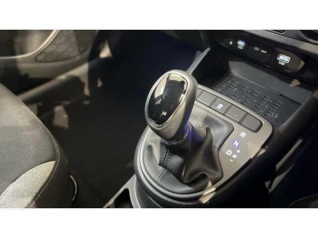 Hyundai i10 i10 5Dr HAT 1.0 MPi 63ps Advance NAV AU