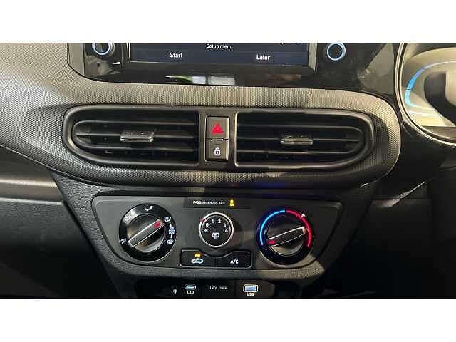 Hyundai i10 i10 5Dr HAT 1.0 MPi 63ps Advance NAV AU