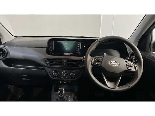 Hyundai i10 i10 5Dr HAT 1.0 MPi 63ps Advance NAV AU