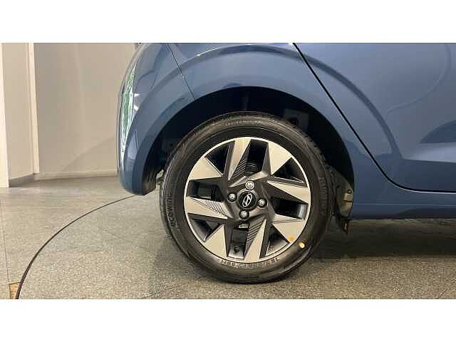 Hyundai i10 i10 5Dr HAT 1.0 MPi 63ps Advance NAV AU