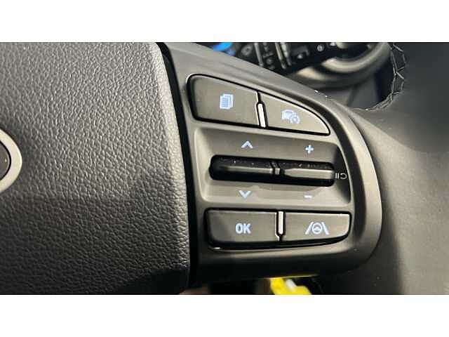 Hyundai i10 i10 5Dr HAT 1.0 MPi 63ps Advance NAV AU