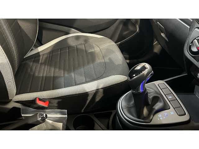 Hyundai i10 i10 5Dr HAT 1.0 MPi 63ps Advance NAV AU