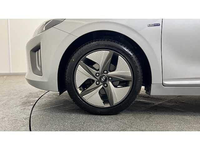 Hyundai Ioniq IONIQ 1.6 GDi Hybrid Premium SE 5dr DCT