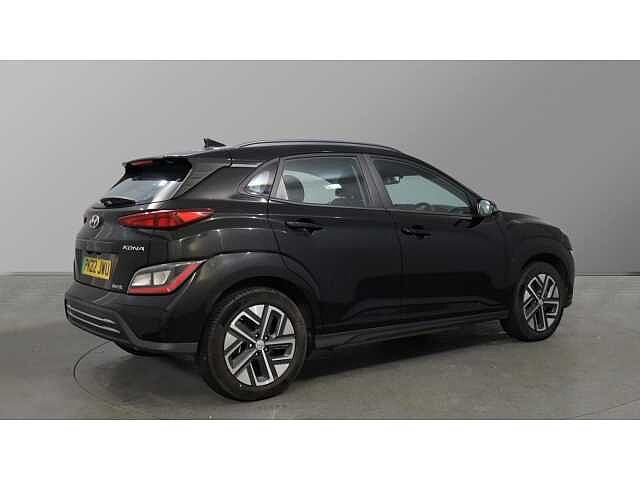 Hyundai KONA KONA 100kW SE Connect 39kWh 5dr Auto Phantom Black