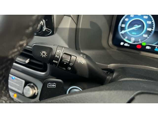 Hyundai KONA KONA 100kW SE Connect 39kWh 5dr Auto Phantom Black