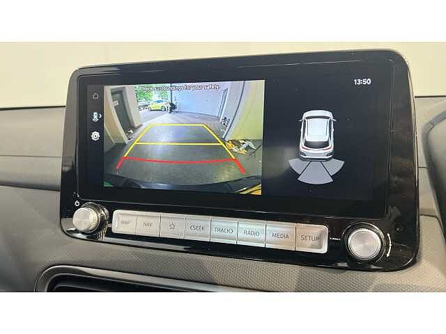 Hyundai KONA KONA 100kW SE Connect 39kWh 5dr Auto Phantom Black