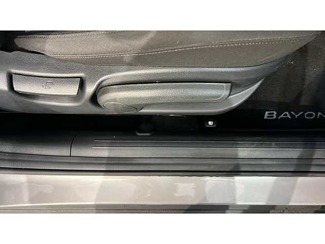 Hyundai Bayon BAYON 1.0 TGDi 48V MHEV SE Connect 5dr