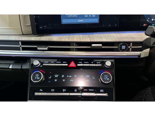 Hyundai SANTA FE Santa FE 7st 1.6TGDi Phev Ultm AU 4WD Olive Green