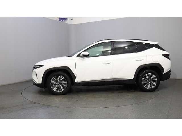 Hyundai TUCSON Tucson 1.6 T-gdi 150ps SE Connect Atlas White