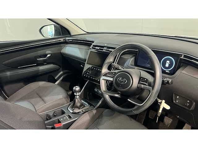 Hyundai TUCSON Tucson 1.6 T-gdi 150ps SE Connect Atlas White