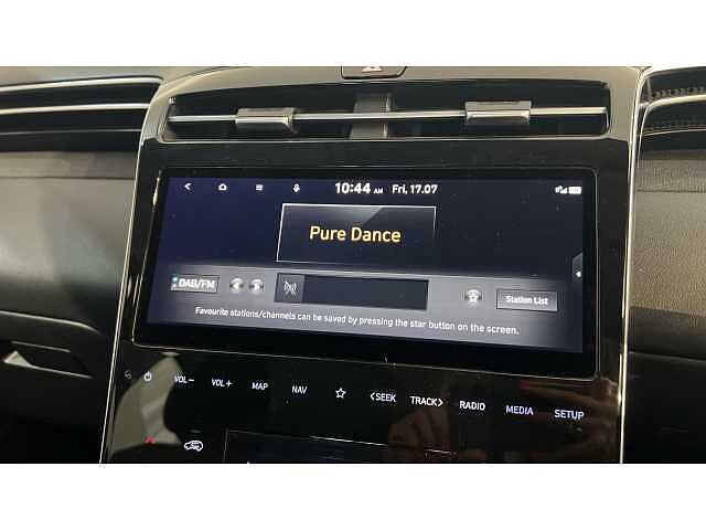 Hyundai TUCSON Tucson 1.6 T-gdi 150ps SE Connect Atlas White