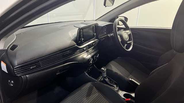 Hyundai I20 I20 1.0T GDi 48V MHD SE Connect 5dr DCT Black