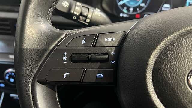 Hyundai I20 I20 1.0T GDi 48V MHD SE Connect 5dr DCT Black