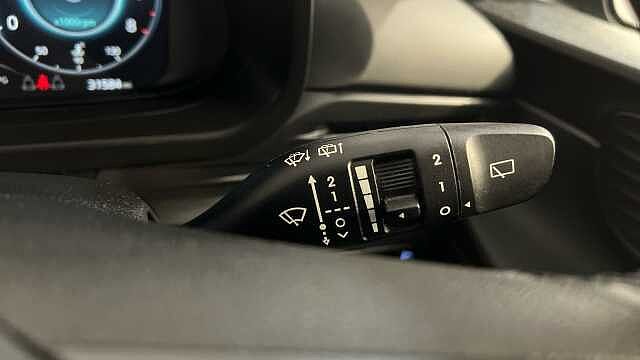 Hyundai I20 I20 1.0T GDi 48V MHD SE Connect 5dr DCT Black