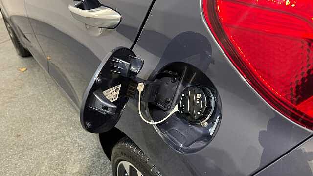 Hyundai i10 I10 1.2 [79] Premium 5dr Auto [Nav]