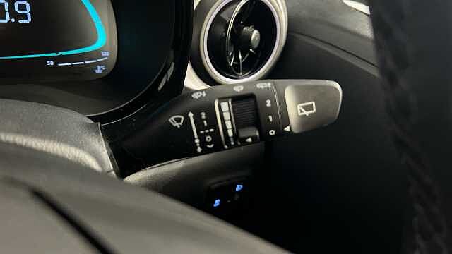 Hyundai i10 I10 1.2 [79] Premium 5dr Auto [Nav]