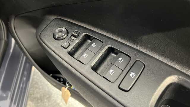 Hyundai i10 I10 1.2 [79] Premium 5dr Auto [Nav]