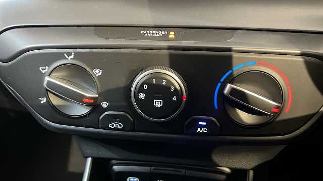 Hyundai I20 I20 1.0T GDi Advance 5dr DCT Meta Blue