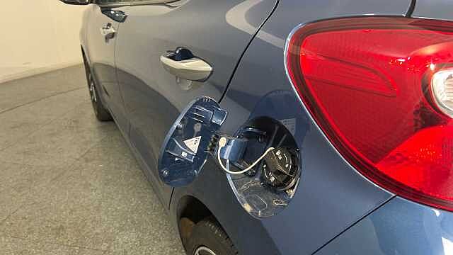 Hyundai I10 i10 5Dr HAT 1.2 MPi 79ps Premium NAV AU Vibrant Blue