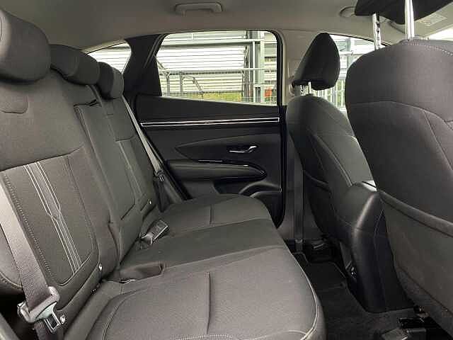 Hyundai TUCSON 1.6 TGDi Hybrid 230 Premium 5dr 2WD Auto Red