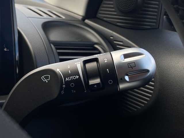 Hyundai INSTER Long Range 49kWh 02 Auto 5dr