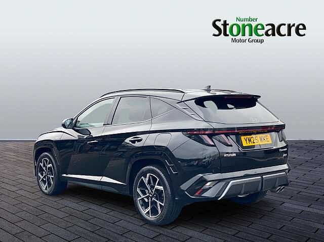 Hyundai TUCSON PLUG-IN HYBRID 1.6 T-GDi 13.8kWh N Line Auto Euro 6 (s/s) 5dr Black