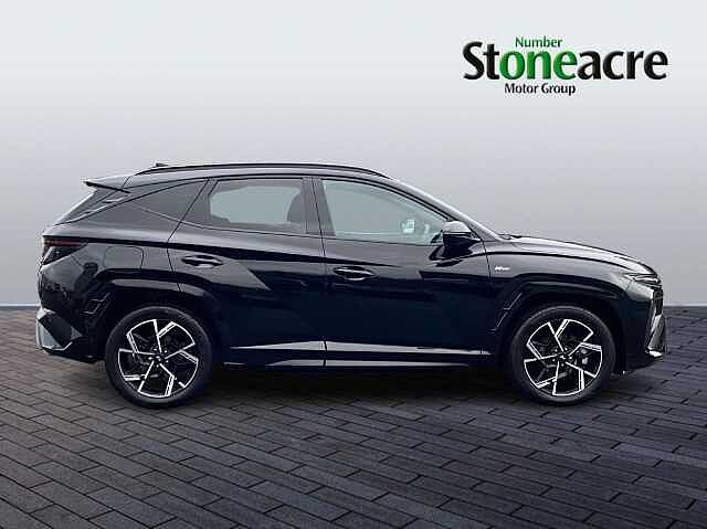 Hyundai TUCSON PLUG-IN HYBRID 1.6 T-GDi 13.8kWh N Line Auto Euro 6 (s/s) 5dr Black