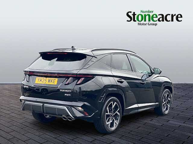 Hyundai TUCSON PLUG-IN HYBRID 1.6 T-GDi 13.8kWh N Line Auto Euro 6 (s/s) 5dr Black