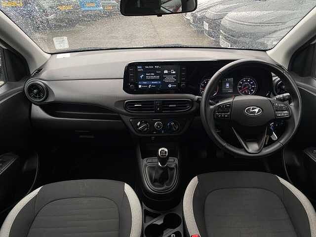 Hyundai i10 1.2 SE Connect Hatchback 5dr Petrol Manual Euro 6 (s/s) (84 ps)