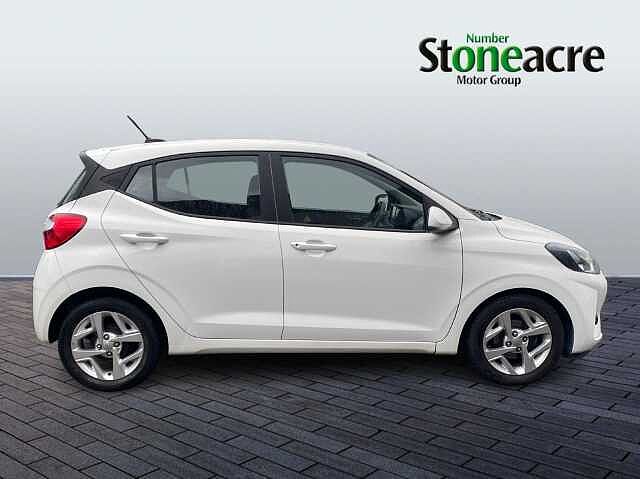 Hyundai i10 1.2 SE Connect Hatchback 5dr Petrol Manual Euro 6 (s/s) (84 ps)